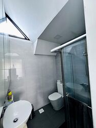 Changi South Avenue 1 (D16), Terrace #553570311
